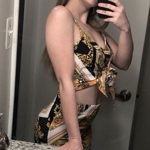 2 piece xs crop top and pants set.